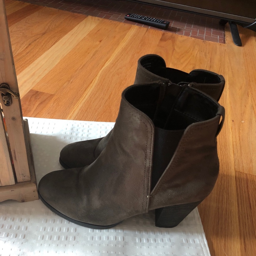 ankle booties